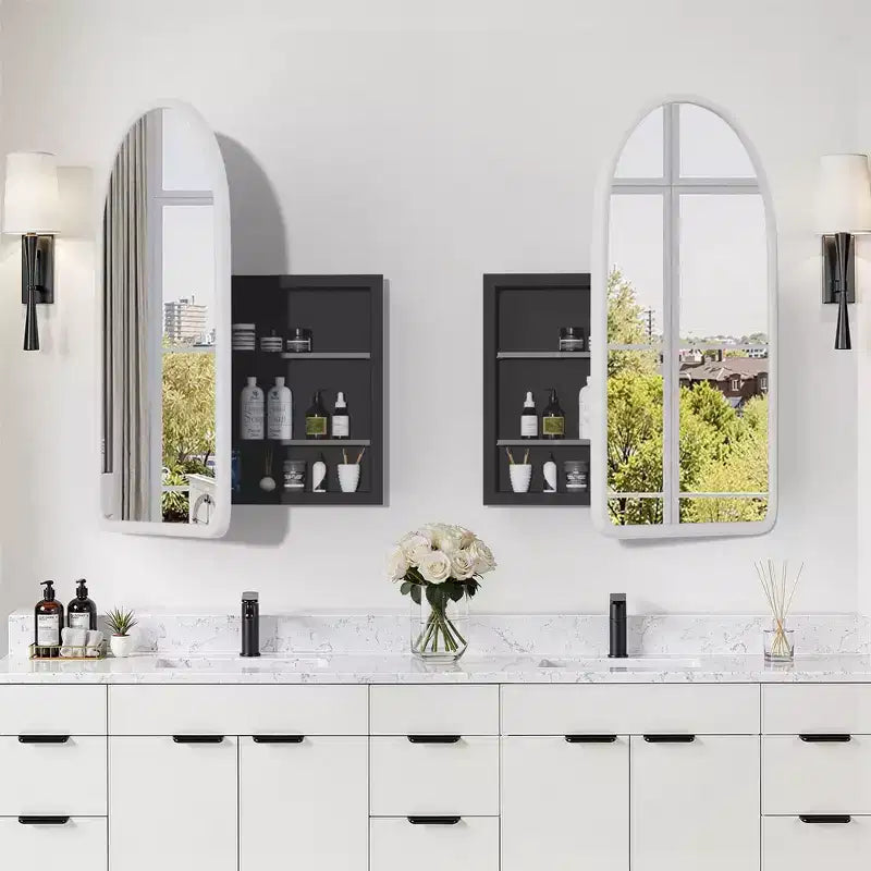 Armoire à pharmacie de salle de bain en bois blanc avec miroir, encastrée et murale, de 35,8 x 24 po, avec 2 étagères