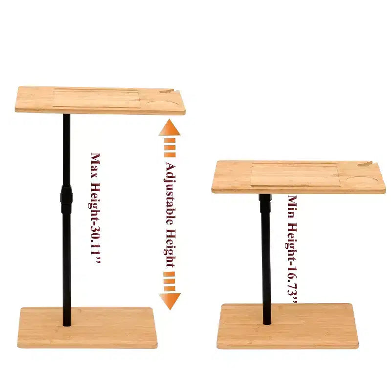Table d'appoint en bambou réglable en hauteur en forme de C avec fente pour téléphone et support de verre à vin